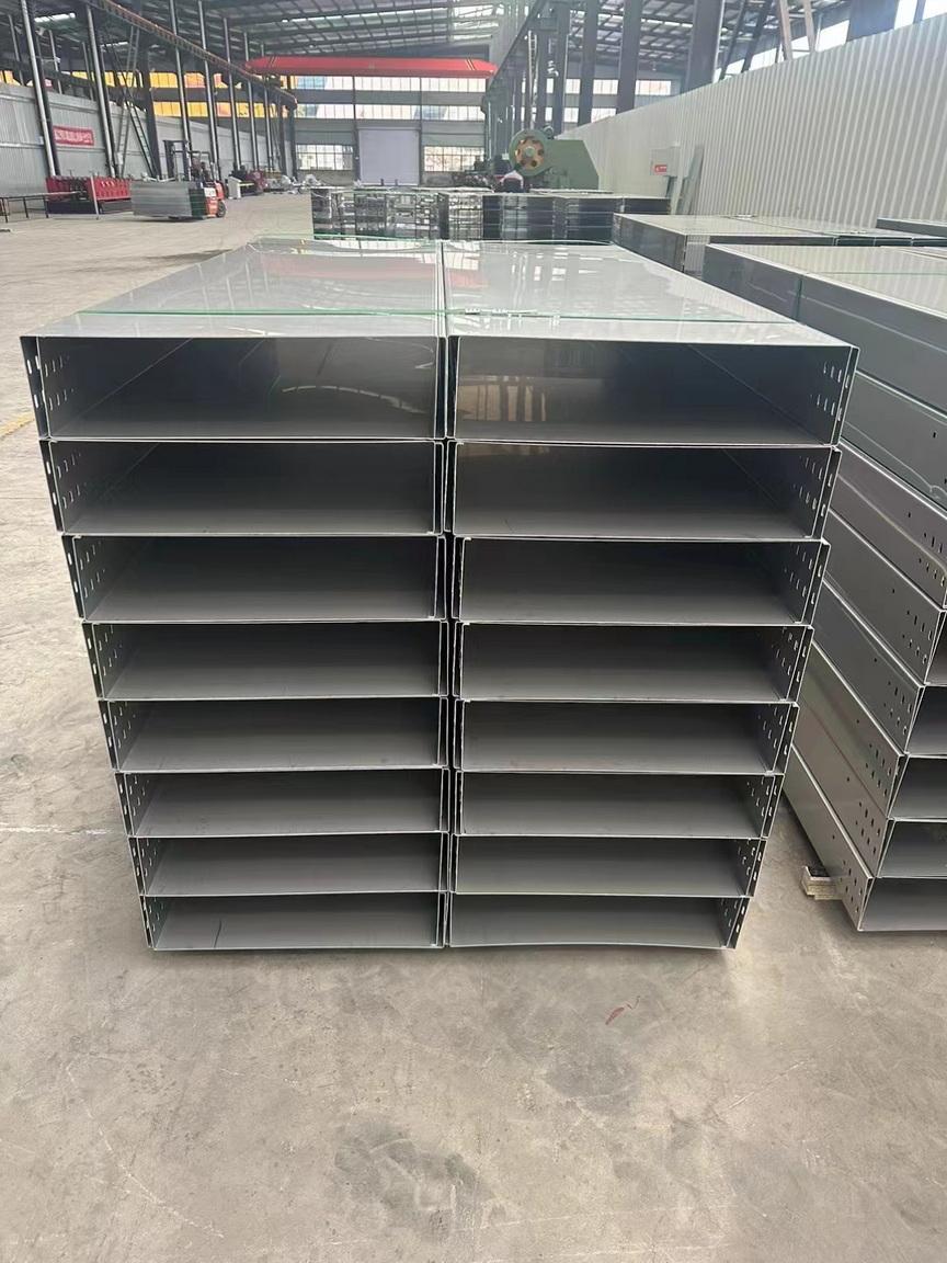 <b>不锈钢电缆桥架</b>