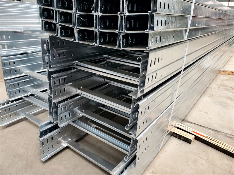 <b>热浸锌电缆桥架</b>