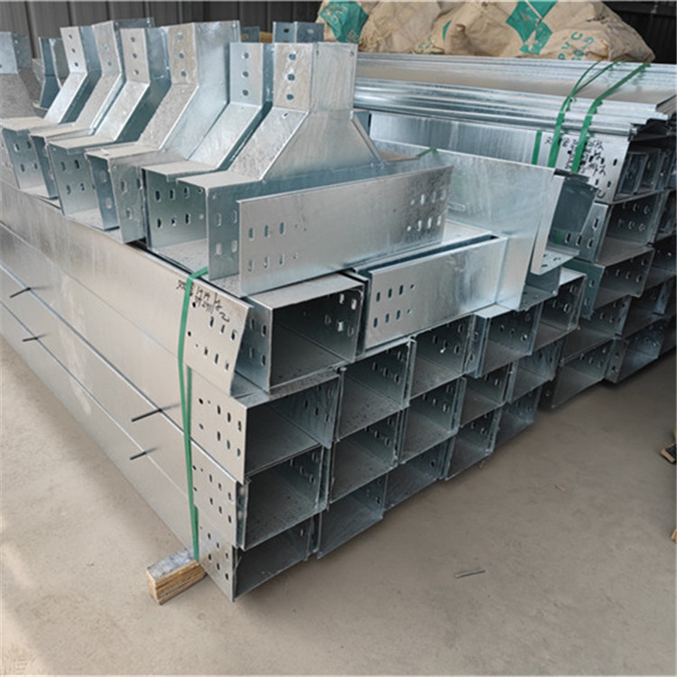 <b>热浸锌电缆桥架</b>